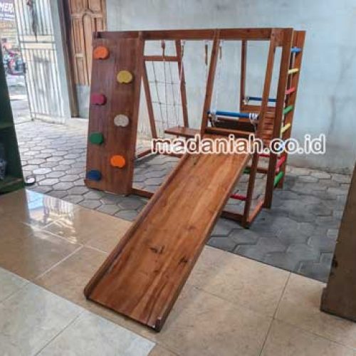 Pengadaan Playground Brakiasi Kayu Gayo Lues