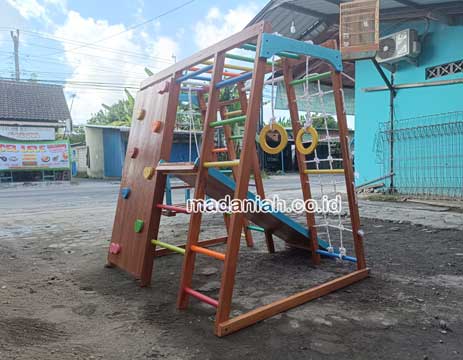Pengadaan Playground Brakiasi Kayu Jembrana Terdekat