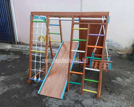 Pengadaan Playground Brakiasi Kayu Kota Pasuruan