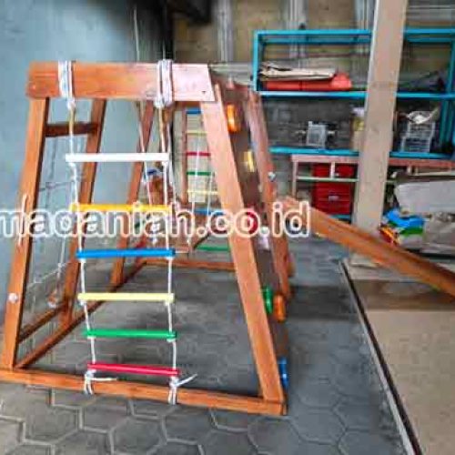 Pengadaan Playground Brakiasi Kayu Labuhanbatu Selatan Murah