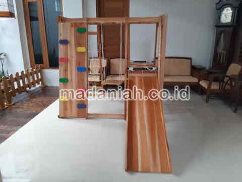 Pengadaan Playground Brakiasi Kayu Labuhanbatu Selatan