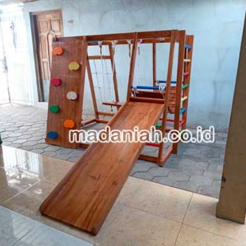 Pengadaan Playground Brakiasi Kayu Nias Selatan Murah
