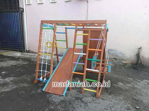 Pengadaan Playground Brakiasi Kayu Padang Pariaman Murah