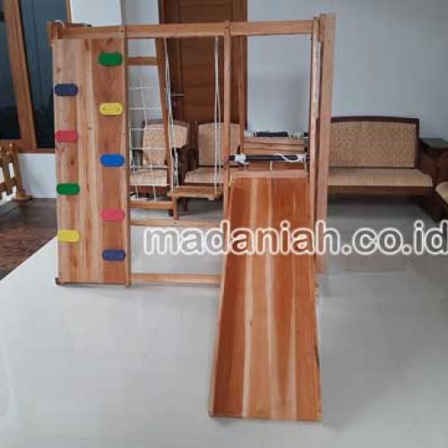 Pengadaan Playground Brakiasi Kayu Pangkajene Dan Kepulauan Berpengalaman