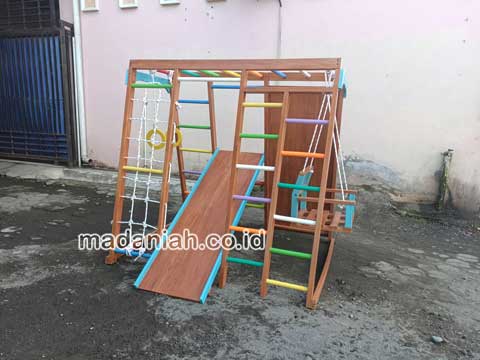 Pengadaan Playground Brakiasi Kayu Payakumbuh Murah