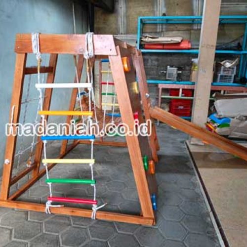 Pengadaan Playground Brakiasi Kayu Pelalawan Murah Pengadaan Playground Brakiasi Kayu Pelalawan Murah