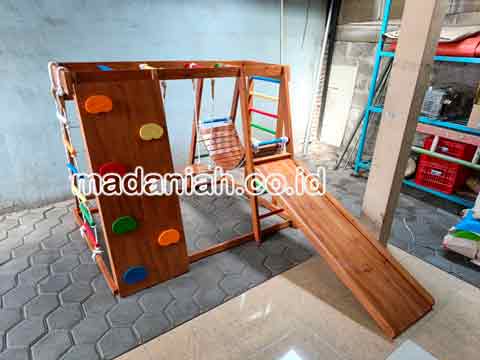 Pengadaan Playground Brakiasi Kayu Penukal Abab Lematang Ilir Murah