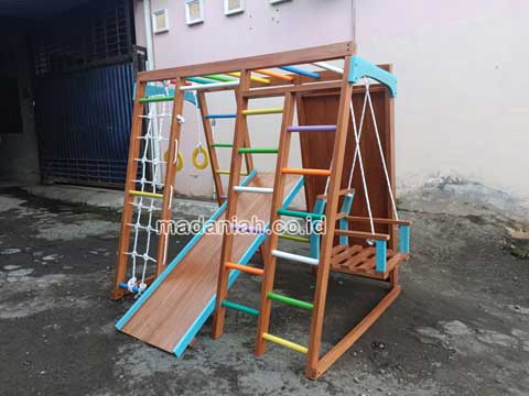 Pengadaan Playground Brakiasi Kayu Semarang