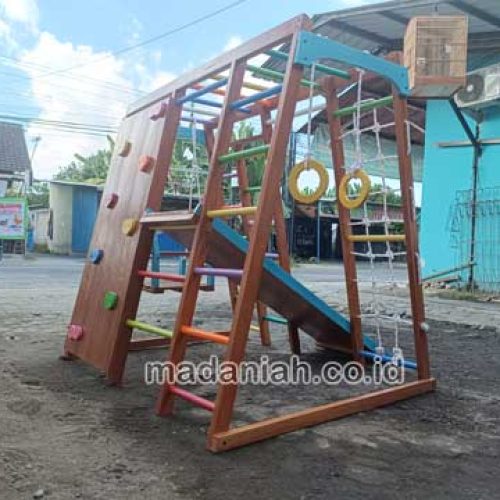 Pengadaan Playground Brakiasi Kayu Tebo Murah