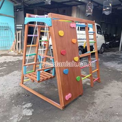 Pengadaan Playground Brakiasi Kayu Wonosobo
