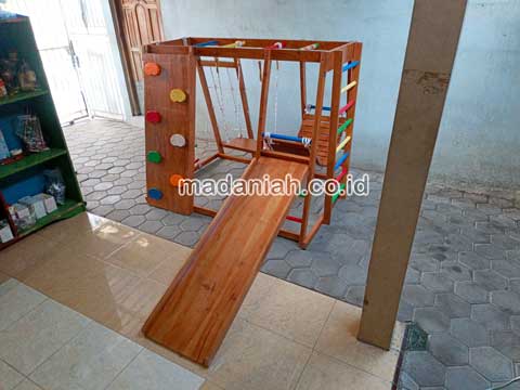 Produsen Playground Brakiasi Kayu Aceh Singkil