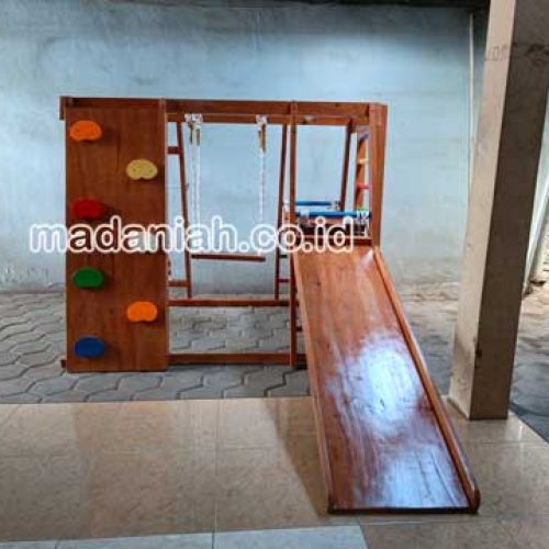 Produsen Playground Brakiasi Kayu Banggai Laut Terpercaya