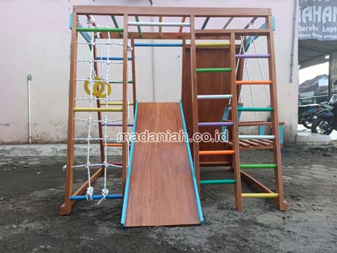 Produsen Playground Brakiasi Kayu Batang Terpercaya