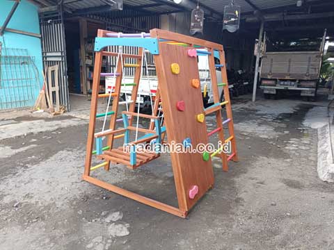 Produsen Playground Brakiasi Kayu Buleleng Berkualitas