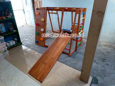 Produsen Playground Brakiasi Kayu Buleleng