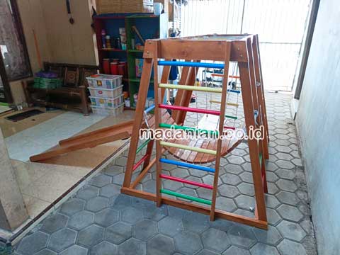Produsen Playground Brakiasi Kayu Hulu Sungai Utara Berkualitas