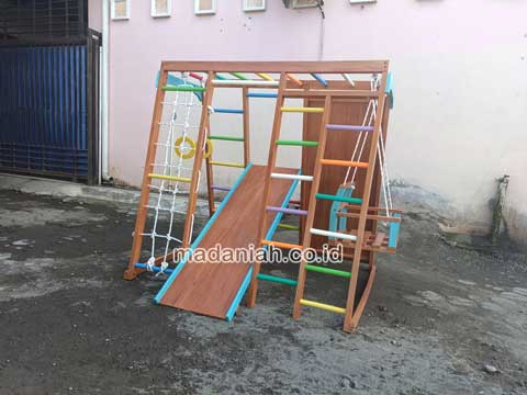 Produsen Playground Brakiasi Kayu Hulu Sungai Utara