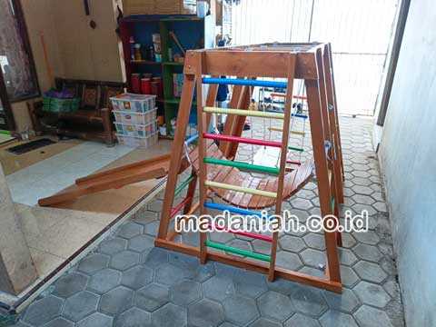 Produsen Playground Brakiasi Kayu Karo Berpengalaman