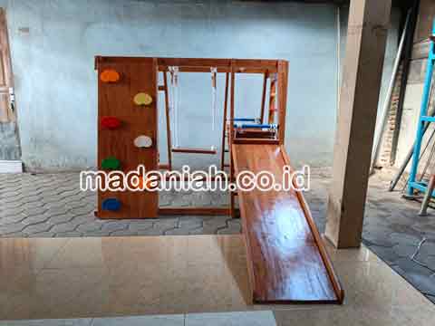 Produsen Playground Brakiasi Kayu Kepahiang