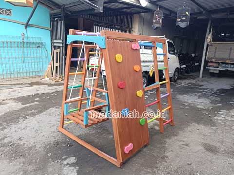 Produsen Playground Brakiasi Kayu Kota Blitar Terdekat
