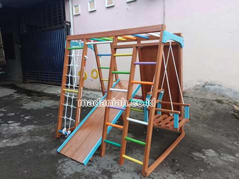 Produsen Playground Brakiasi Kayu Mempawah