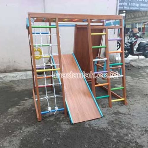 Produsen Playground Brakiasi Kayu Mesuji