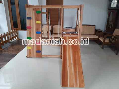 Produsen Playground Brakiasi Kayu Natuna