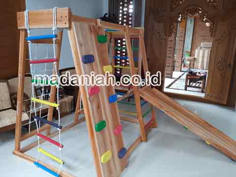 Produsen Playground Brakiasi Kayu Padang Panjang
