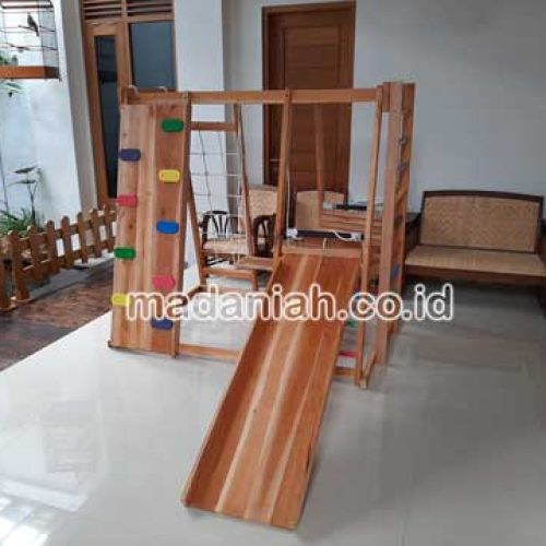 Produsen Playground Brakiasi Kayu Pinrang Berpengalaman