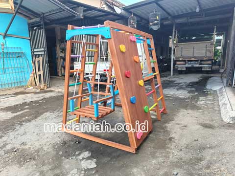 Produsen Playground Brakiasi Kayu Prabumulih Berpengalaman