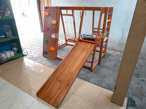 Produsen Playground Brakiasi Kayu Purworejo
