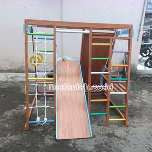 Produsen Playground Brakiasi Kayu Simeulue