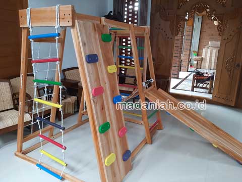 Produsen Playground Brakiasi Kayu Situbondo