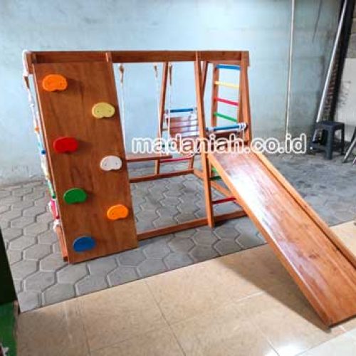 Produsen Playground Brakiasi Kayu Temanggung