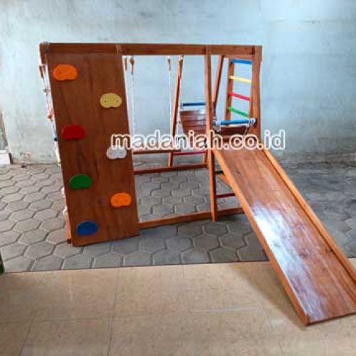 Toko Playground Brakiasi Kayu Balangan