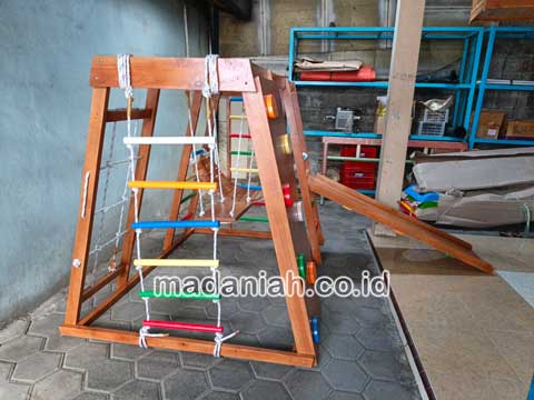 Toko Playground Brakiasi Kayu Banggai Harga Murah