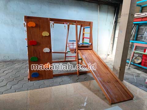 Toko Playground Brakiasi Kayu Banggai