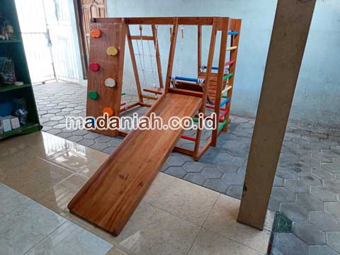 Toko Playground Brakiasi Kayu Flores Timur Harga Murah
