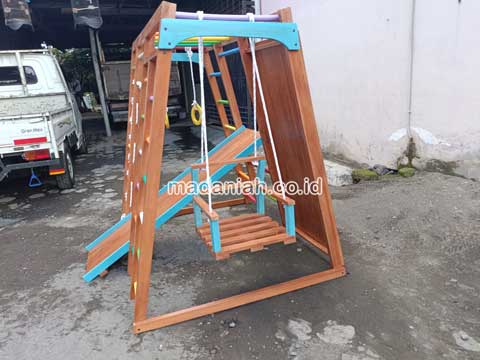 Toko Playground Brakiasi Kayu Jakarta Pusat Murah