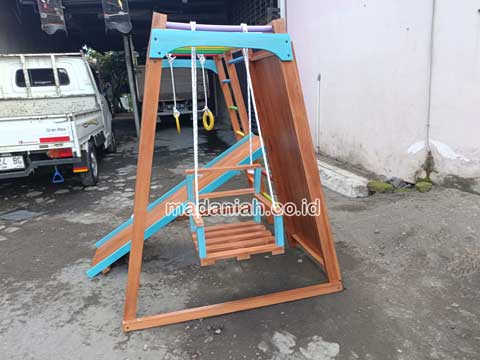 Toko Playground Brakiasi Kayu Jakarta Utara Berkualitas