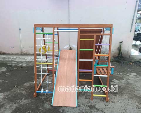 Toko Playground Brakiasi Kayu Lahat