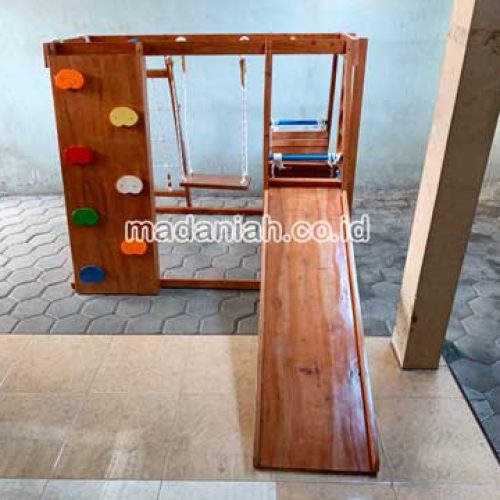 Toko Playground Brakiasi Kayu Pesawaran