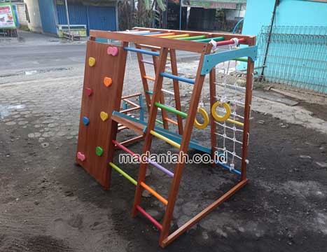 Toko Playground Brakiasi Kayu Sampang