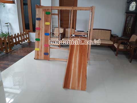 Toko Playground Brakiasi Kayu Serang