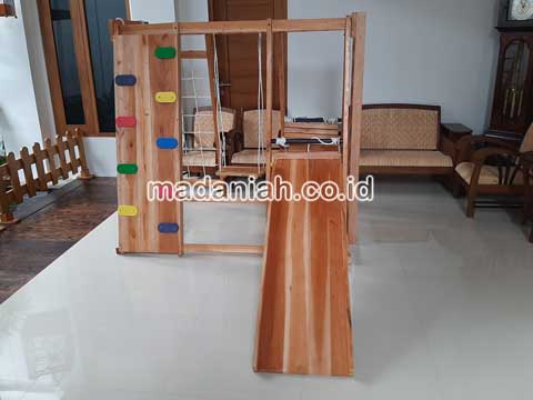Toko Playground Brakiasi Kayu Way Kanan