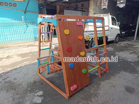 Pengadaan Playground Brakiasi Anak Banggai Laut Murah