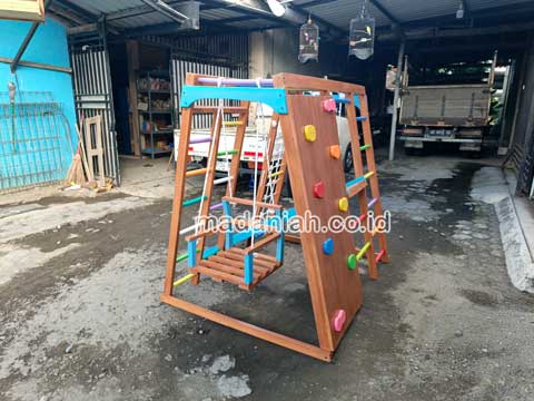 Pengadaan Playground Brakiasi Anak Barru Terpercaya