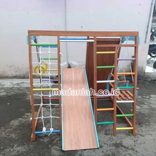 Pengadaan Playground Brakiasi Anak Batang