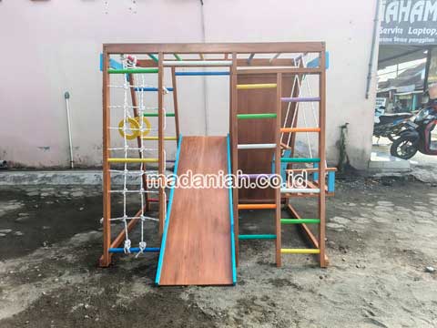 Pengadaan Playground Brakiasi Anak Bojonegoro