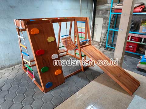 Pengadaan Playground Brakiasi Anak Bolaang Mongondow Selatan